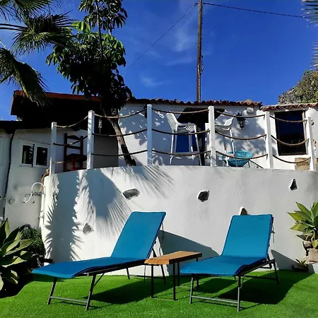 Etoile Arc-en-ciel Техина-де-Исора